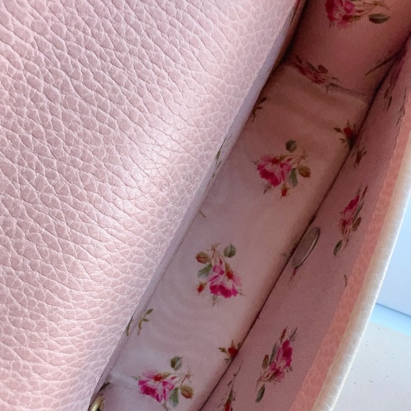 Gucci Calfskin GG Marmont Bow Chain Wallet White - Picture 6 of 6